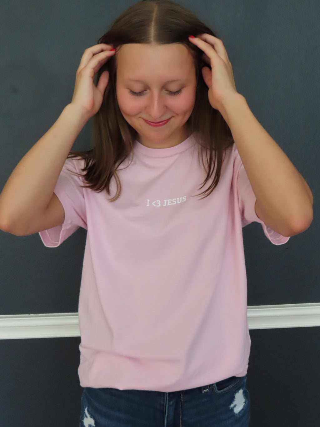 "I <3 Jesus" T-Shirt
